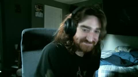 longhairbeardedguy online show from 19, 5, 2026