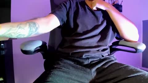 Owner of your wallet  online show from 17, 2, 2025