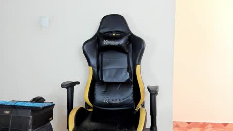 Snapshot of hellstar_team chatting on 1, 11, 2025 Star and Andy online show from 1, 11, 2025