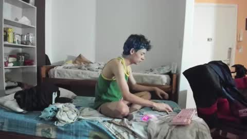 helokitkat online show from 6, 3, 2025