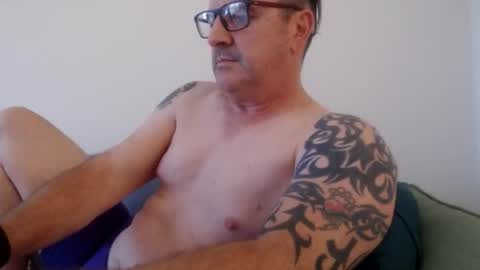 hempie1973 online show from 26, 9, 2025