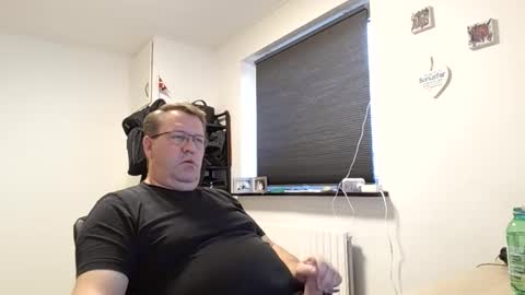 Snapshot of henrikrp1971 chatting on 17, 1, 2025 henrikrp1971 online show from 17, 1, 2025