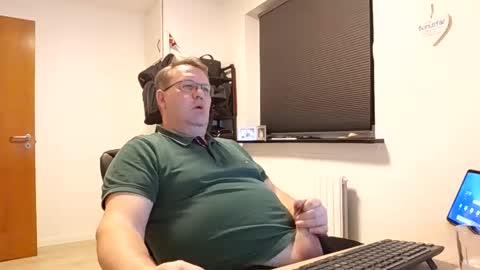 Snapshot of henrikrp1971 chatting on 6, 2, 2025 henrikrp1971 online show from 6, 2, 2025