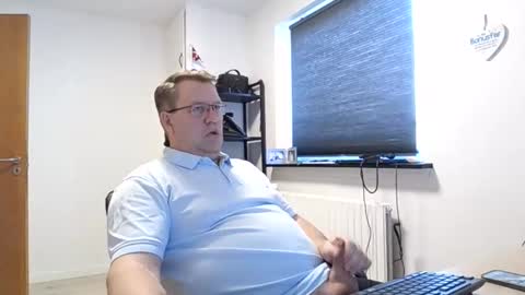 Snapshot of henrikrp1971 chatting on 7, 3, 2025 henrikrp1971 online show from 7, 3, 2025