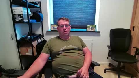 Snapshot of henrikrp1971 chatting on 31, 3, 2026 henrikrp1971 online show from 31, 3, 2026