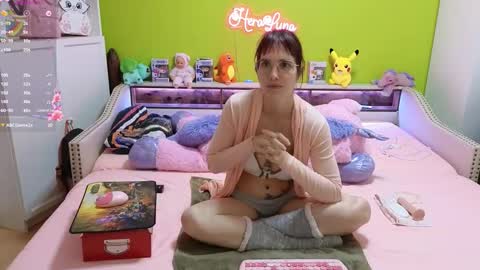 Snapshot of heraluna_ chatting on 30, 10, 2025 HeraLuna  online show from 30, 10, 2025