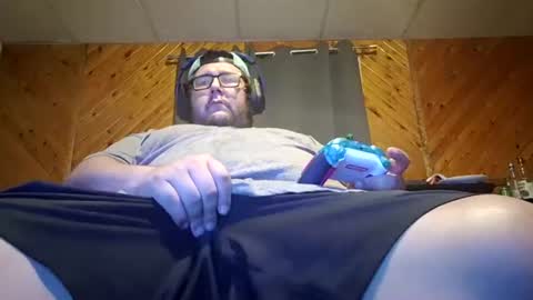 Hereforbootyyyy online show from 2, 8, 2026
