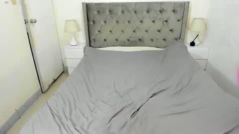 Herminia online show from 17, 12, 2025