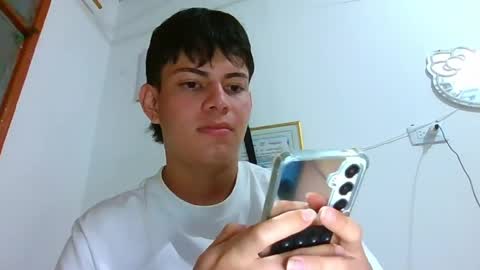 Snapshot of herrerabuitragroedwin chatting on 22, 5, 2026 valentin 123 online show from 22, 5, 2026