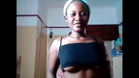 Snapshot of herslatt chatting on 13, 5, 2026 herslatt online show from 13, 5, 2026