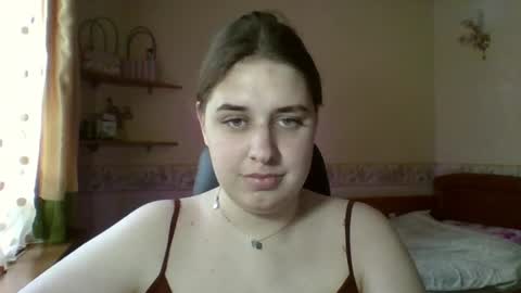 hess_luna_ online show from 14, 7, 2026