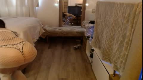 hevin69 online show from 9, 4, 2026