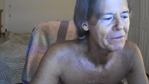 Snapshot of hewes1 chatting on 5, 8, 2026 hewes1 online show from 5, 8, 2026
