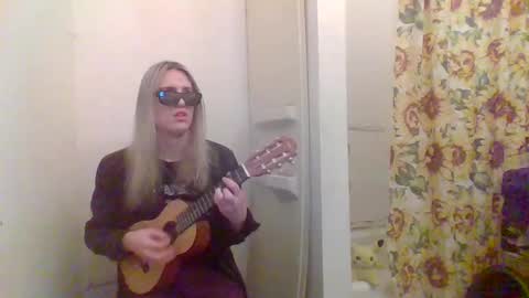 hey_mikky online show from 12, 2, 2025