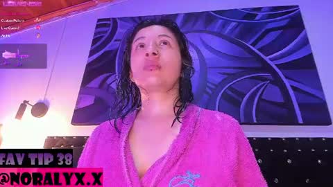 Snapshot of hey_noraly chatting on 13, 7, 2026 Noraly online show from 13, 7, 2026