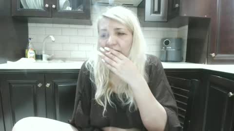 Snapshot of heyheygrey chatting on 8, 7, 2026 Heyheygrey online show from 8, 7, 2026