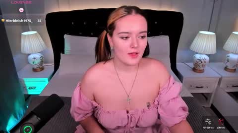 Amazing Mary  online show from 25, 9, 2025