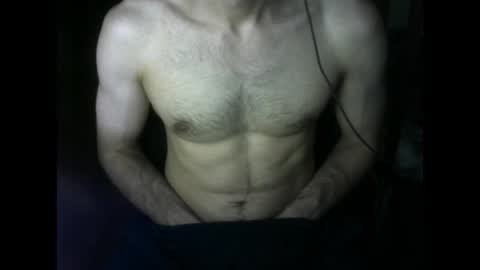 Snapshot of hi_im_v chatting on 6, 5, 2026 V online show from 6, 5, 2026