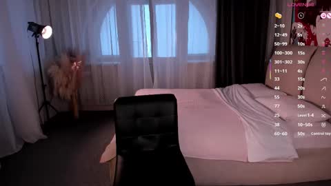 Snapshot of hidden_charm_ chatting on 12, 2, 2026 My name is Angelina but I like when you call me Angel online show from 12, 2, 2026