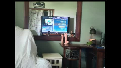 hidden_gold_milf online show from 27, 4, 2026