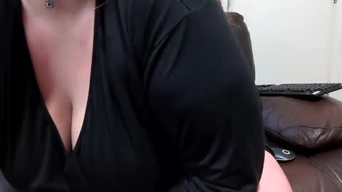 Highnesscali37 online show from 30, 1, 2025