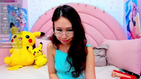 Snapshot of hikori_ chatting on 1, 2, 2025 Hikori online show from 1, 2, 2025