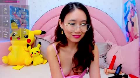 Snapshot of hikori_ chatting on 12, 3, 2025 Hikori online show from 12, 3, 2025