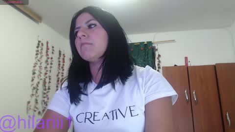 hilaril18 online show from 11, 4, 2026