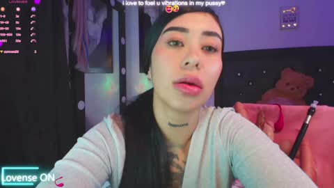 Snapshot of hilary_jones_22 chatting on 21, 1, 2025 LUNA new account  FOLLOW ME online show from 21, 1, 2025