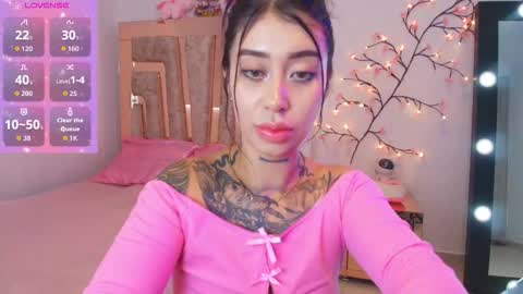 LUNA new account  FOLLOW ME online show from 21, 11, 2025