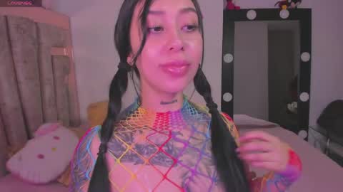 LUNA new account  FOLLOW ME online show from 9, 5, 2026
