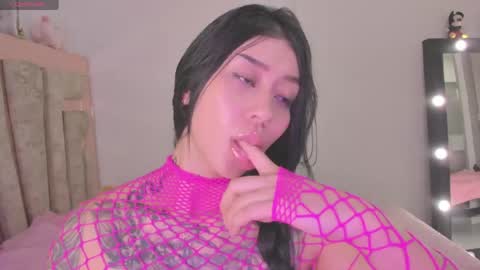 LUNA new account  FOLLOW ME online show from 10, 5, 2026