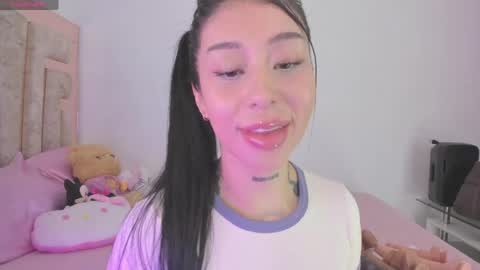 LUNA new account  FOLLOW ME online show from 25, 5, 2026