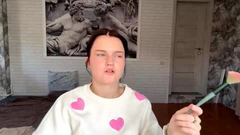 Mila online show from 24, 10, 2025