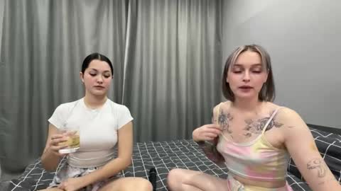 Hina online show from 3, 12, 2025