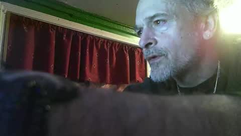 Snapshot of hippiedad333 chatting on 10, 2, 2026 hippiedad333 online show from 10, 2, 2026