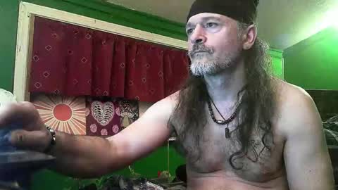 hippiedad333 online show from 5, 4, 2026