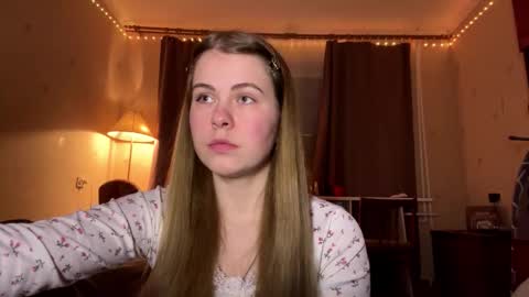 I am Amy ntmu Lets hit 10 Thumbs Up together online show from 17, 2, 2026