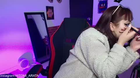 Hitomi Arata online show from 19, 1, 2026