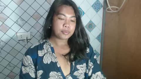 Snapshot of hoelylayla chatting on 18, 2, 2026 Layla3 online show from 18, 2, 2026