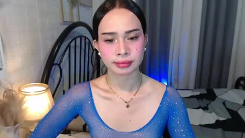 hoelymolly online show from 15, 5, 2026