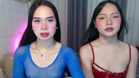 hoelymolly online show from 7, 6, 2026