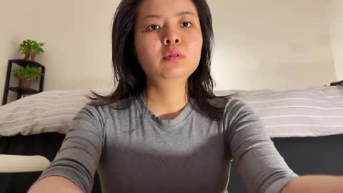 Snapshot of hola_sunflower chatting on 28, 3, 2026 amy online show from 28, 3, 2026