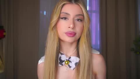 Moni Monica online show from 12, 4, 2026