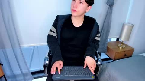 Snapshot of hollannd_ chatting on 12, 6, 2026 Holland online show from 12, 6, 2026