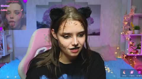 Lux online show from 9, 3, 2025