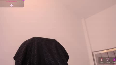 Snapshot of holly_16 chatting on 23, 5, 2026 holly_16 online show from 23, 5, 2026