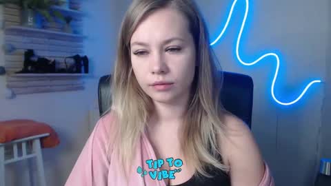 Holly online show from 19, 12, 2024