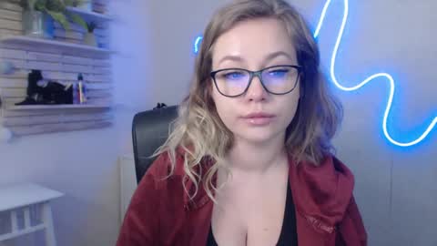 Holly online show from 13, 1, 2025