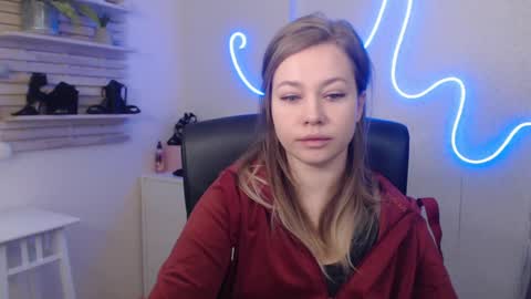 Holly online show from 20, 1, 2025